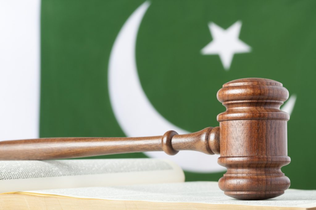 how-does-the-pakistani-legal-system-need-to-evolve