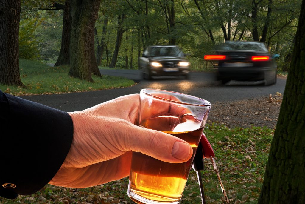 DUI Cases: Should I Hire a Public Defender or a Private Lawyer?