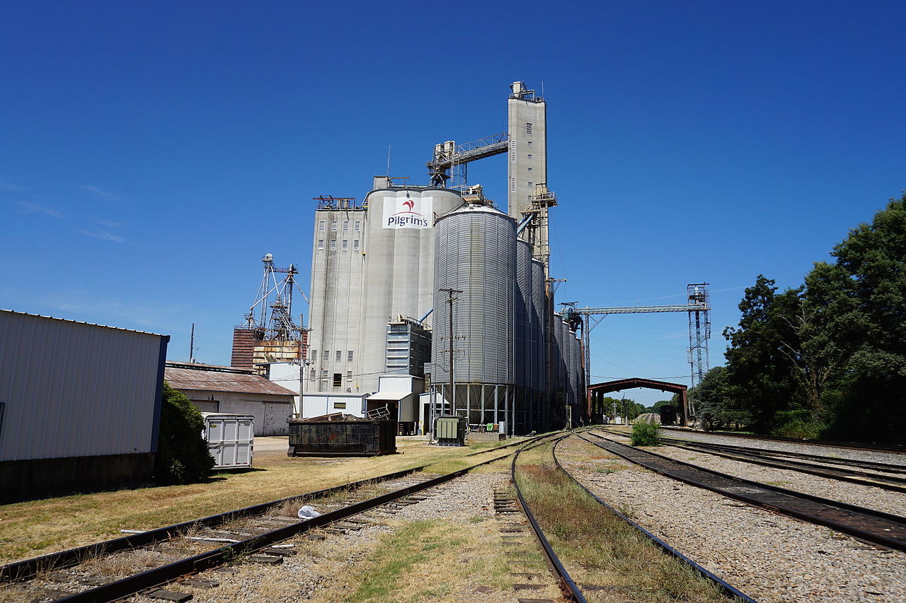 Pilgrim's Pride feed mill in Pittsburg, Texas