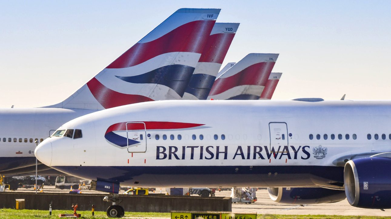 British Airways 777 taxiing for take-off