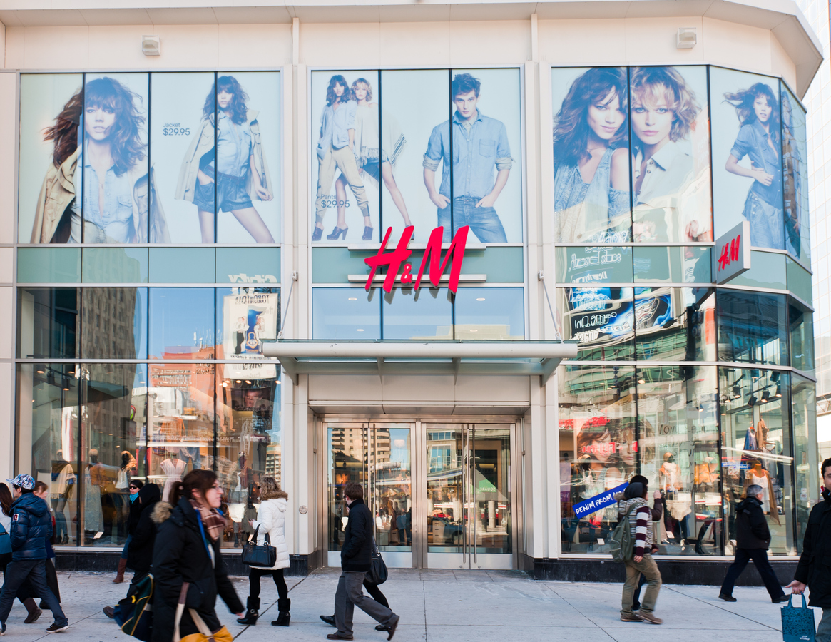 H&M store front