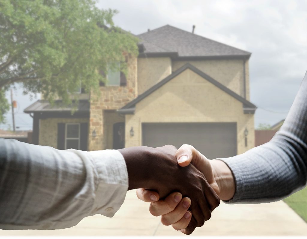 Legal Considerations to Keep in Mind When Selling Your House