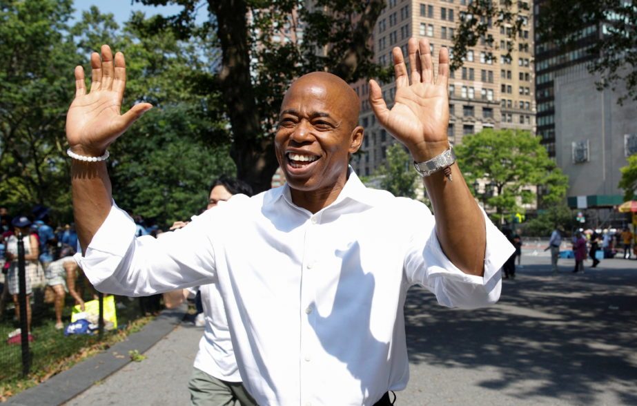 hometown heroes ticker tape parade in new york