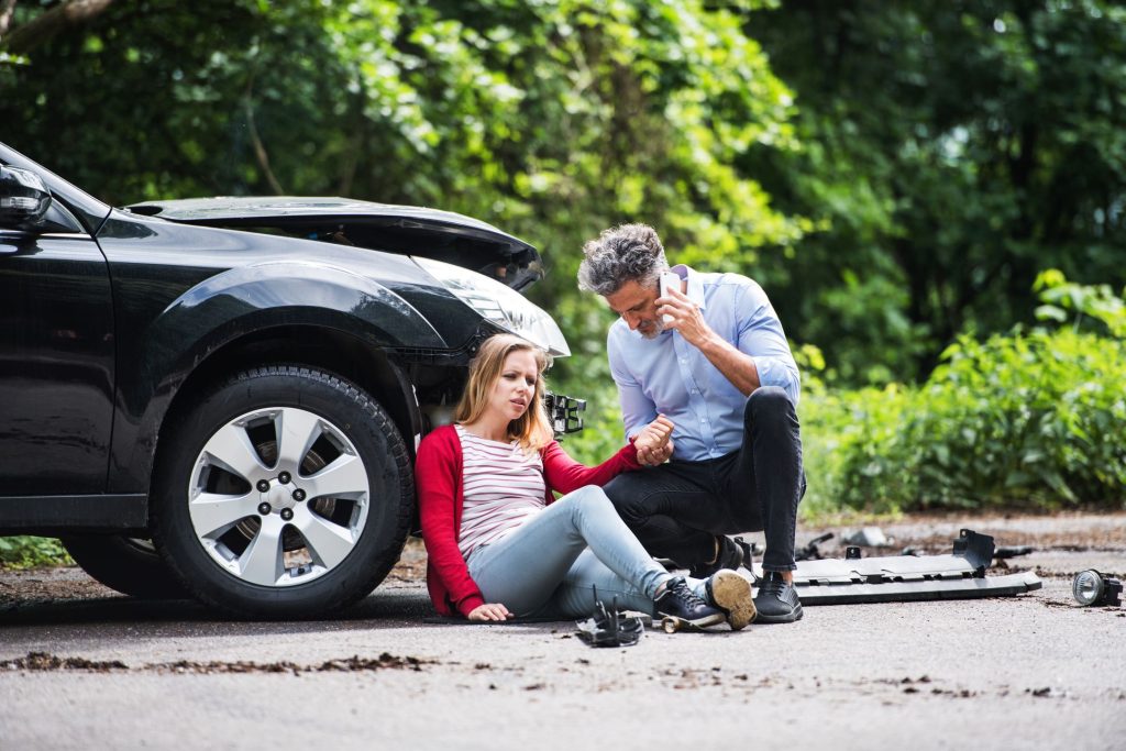 How to Claim Compensation for Car Accident: Settling Out of Court  