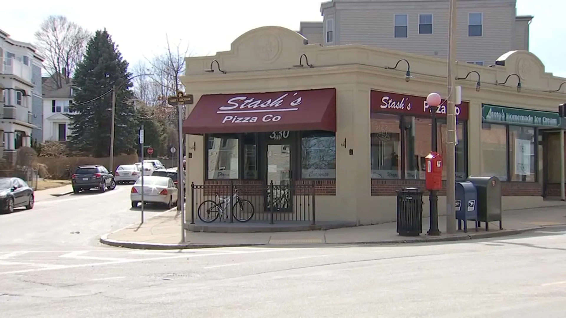 stashs pizza roslindale