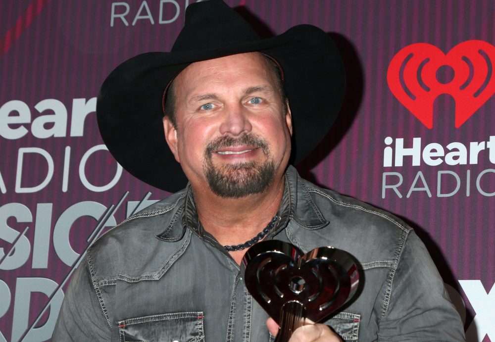 los,angeles, ,mar,14:,garth,brooks,at,the,iheart