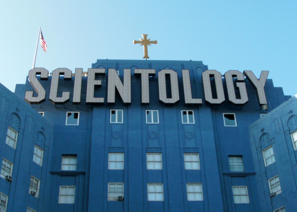 church of scientology building in los angeles, fountain avenue