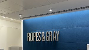 Ropes & Gray logo