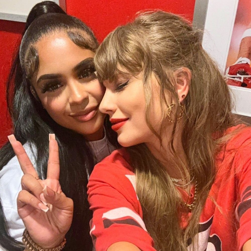 Taylor Swift and Sheawna Weathersby