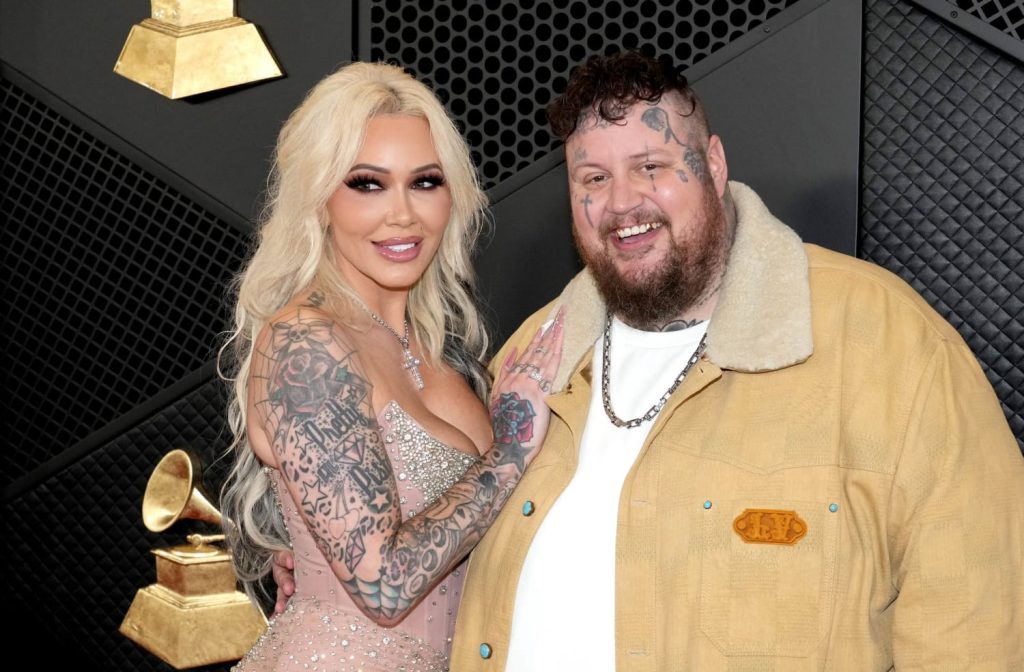 Jelly Roll’s Wife Bunnie XO Reveals Shocking Body Change After His 140-Pound Weight Loss