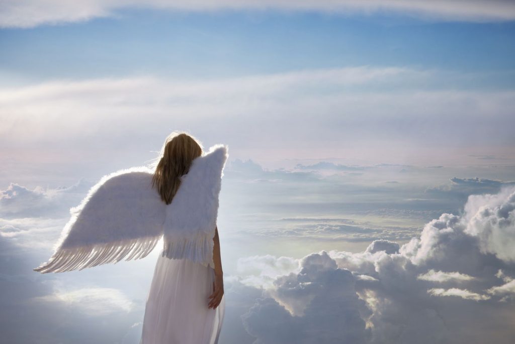 7 Signs an Angel is Near: Feathers, Ladybugs, Coins, and More Heavenly Messages You Can’t Ignore